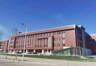 装载机改装夹木叉安装视频